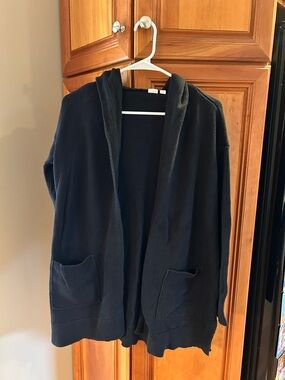 GAP women’s Black Hooded Open Cardigan Sweater, front pockets, size medium